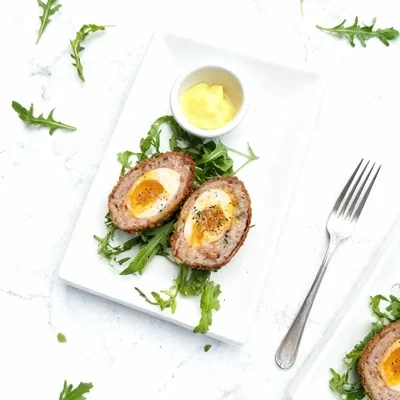 Bright Airy - Clean composition