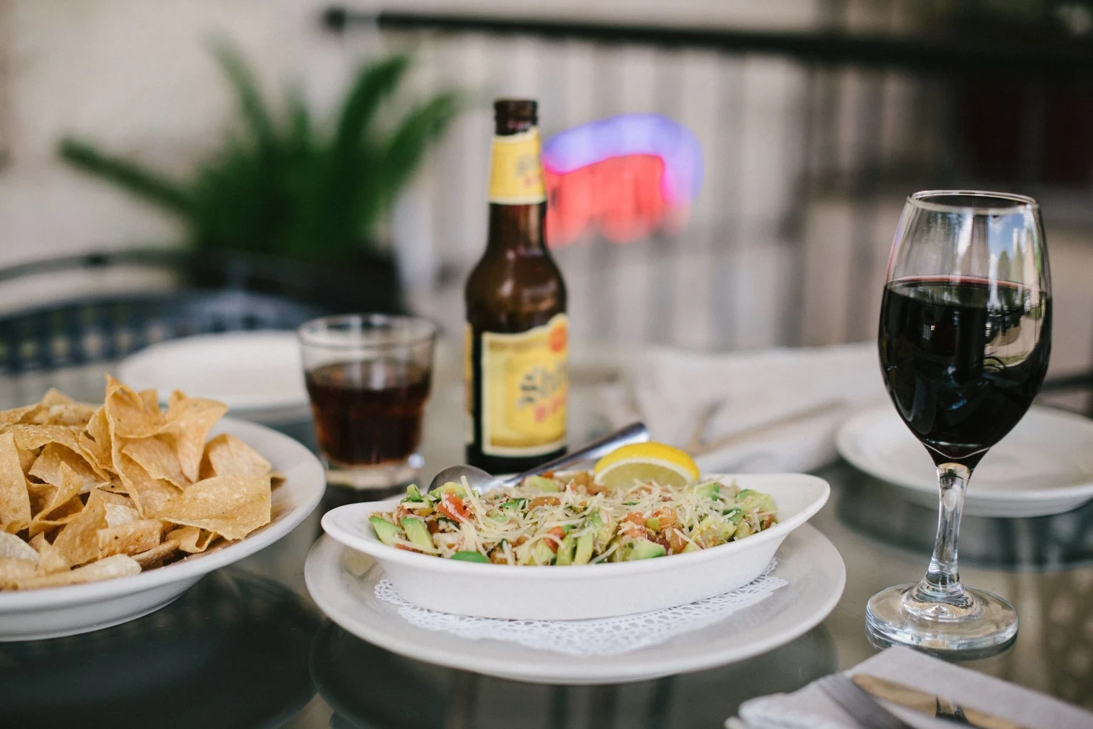 Restaurant operator prepares a truthful menu photo workflow for swiggy menu photo size guide.